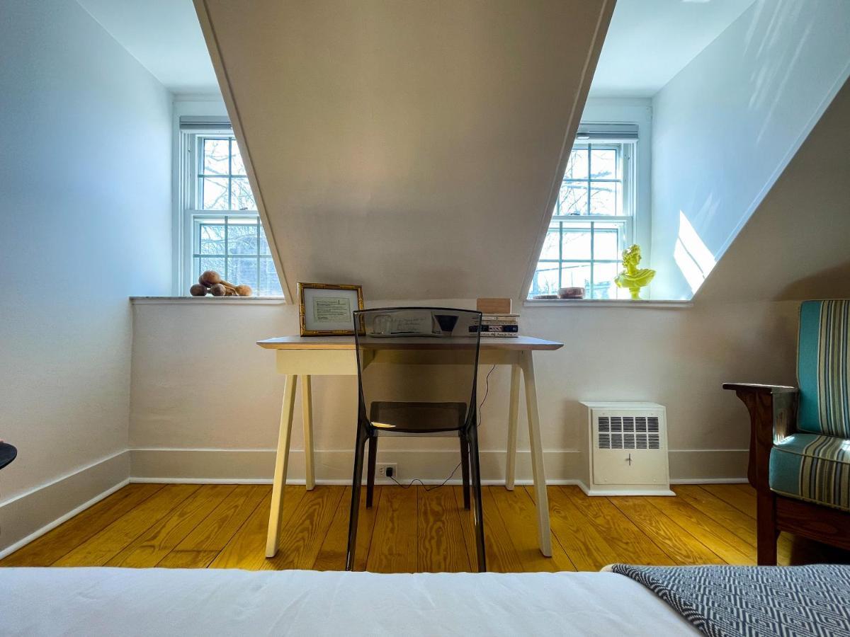 Inn At Cook Street Провинстаун Экстерьер фото