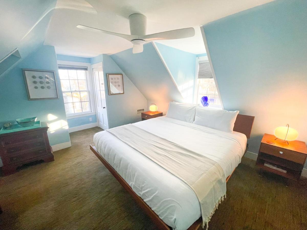 Inn At Cook Street Провинстаун Экстерьер фото